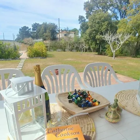 Caules Sleeps 8 Pool Wifi Vila